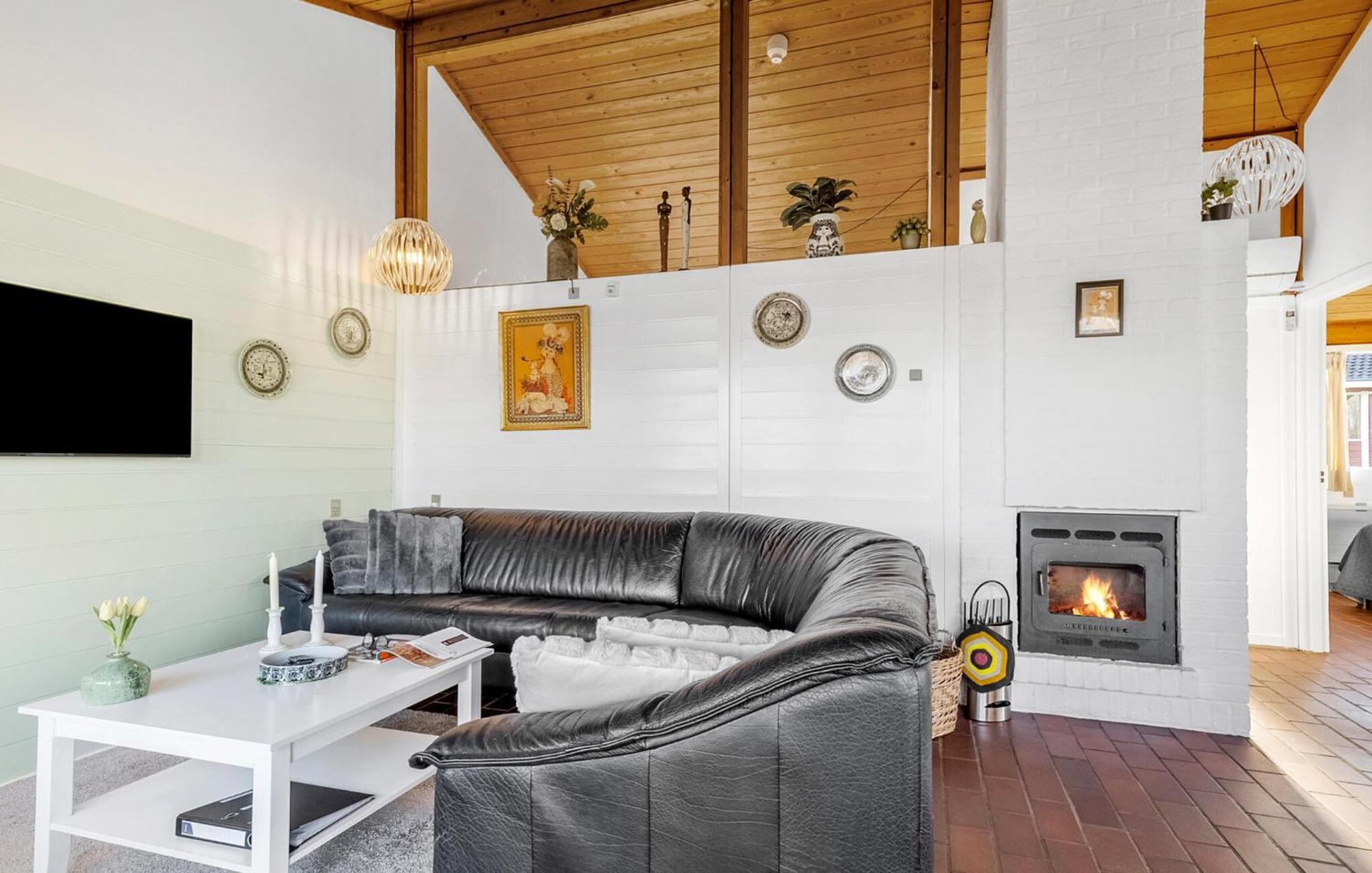 Gorgeous Home In Aabenraa With Wifi Exterior photo